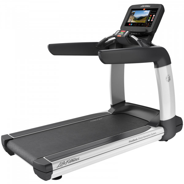 Life Fitness Treadmill Platinum Club Series Discover SE3HD Console