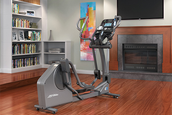 Life Fitness E3 Elliptical Cross Trainer with Track Connect Console